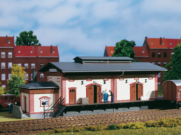 Auhagen 11399 Spur H0 - G&uuml;terschuppen NEU und OVP