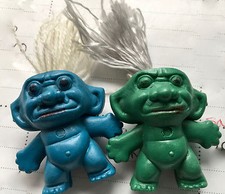 2 MINI TROLL DOLL FIGURES STRING HAIR BOOTLEG MADE IN CHINA