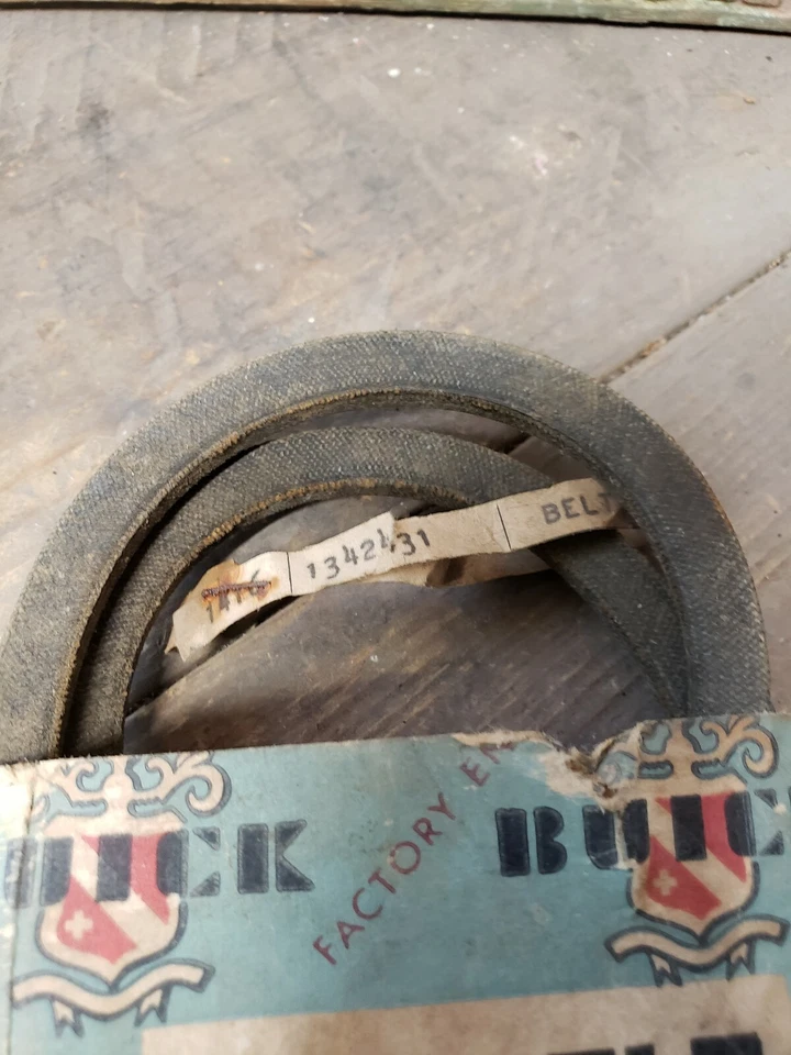 Cinturón ventilador Buick 40 Series 50 Series 1951 nuevo de lote original pantalla 51 nuevo stock antiguo Foto 4 de 4