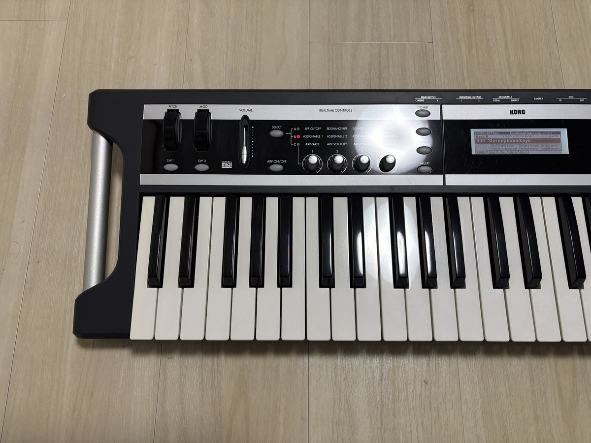 Korg X50 61-Key Keyboard Synthesizer with Soft Case and Korg X50 61-Key Keyboard Synthesizer with Soft Case and