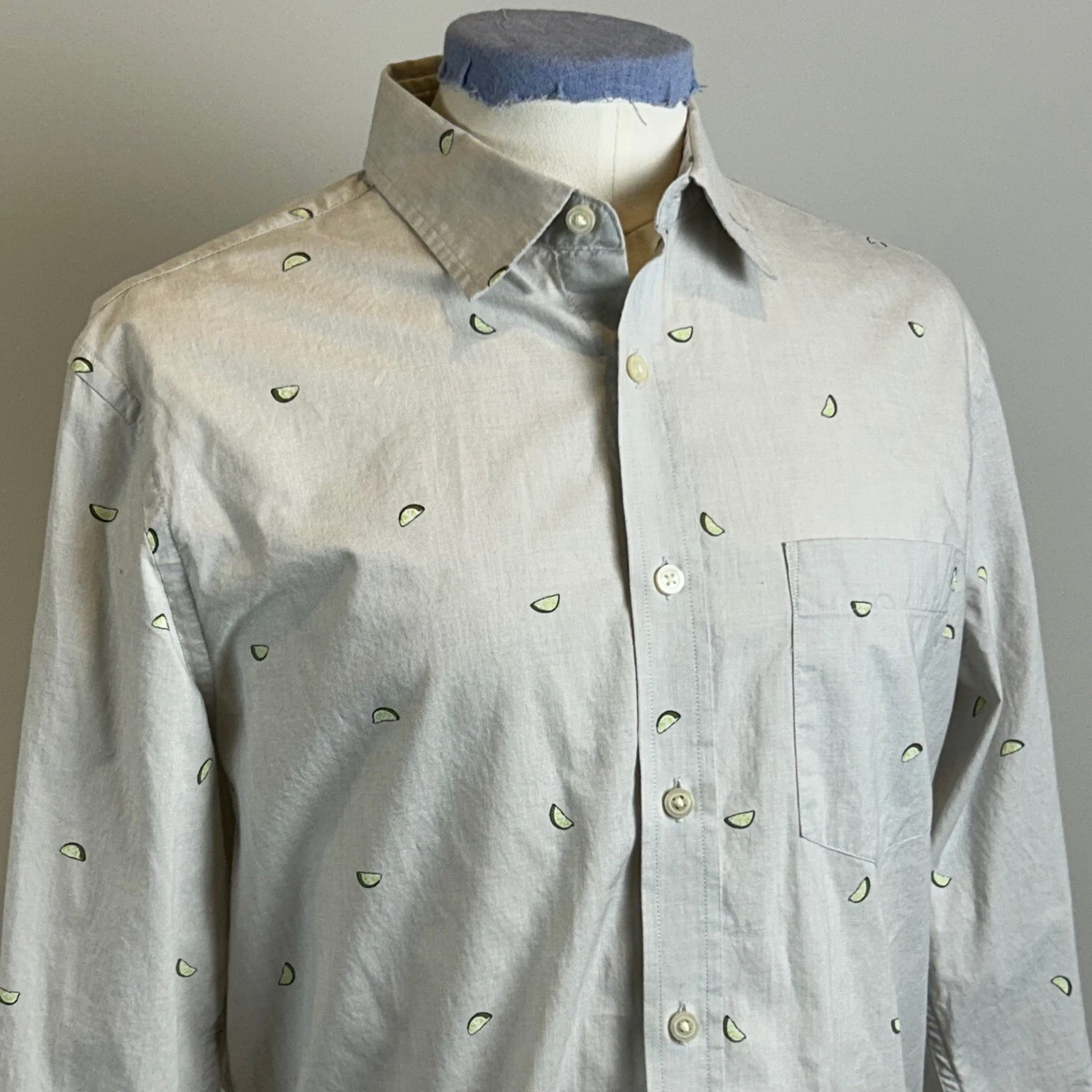 Banana Republic Organic Cotton Untucked Fit Shirt Medium Lime Print Button-Down