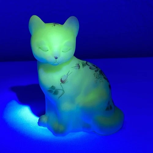 Fenton Uranium Vaseline Glass Cat Figurine Hand Painted / Signed UV Glow Vintage