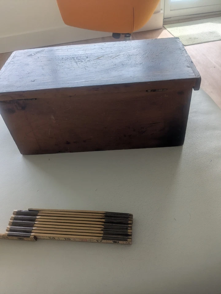 OSSINING, NY.  SING SING PRISON, INMATE MADE? DOVETAILED MINI SEAMAN CHEST. BLUE - Image 3 of 4