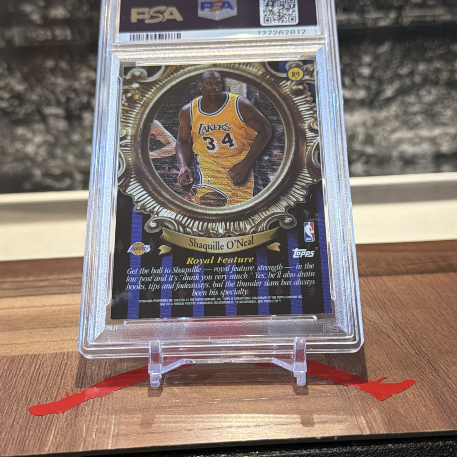 1998-99 Topps Roundball Royalty Shaquille O'Neal #R9 Refractor PSA 9 Mint view 5