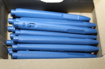 BOX OF 25 DETECTAMET Metal Detectable Retractable Elephant Pen Black Ink No Clip