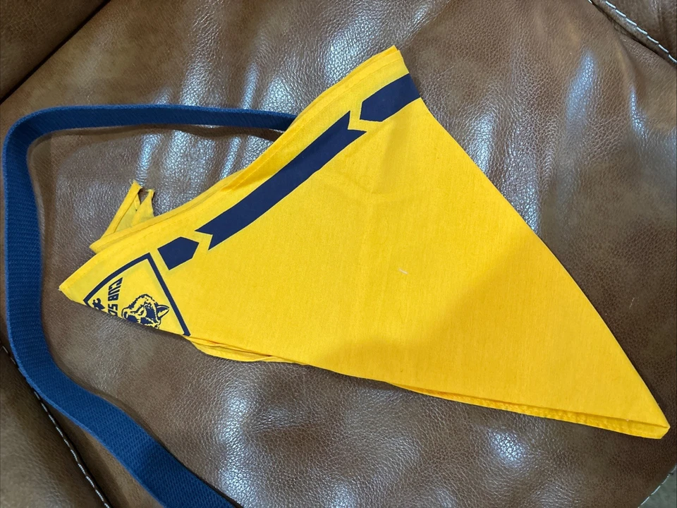 Boy Scouts of America BSA Blue Youth Shirt Red Felt Vest Scarf & Belt Patches - Image 4 of 4