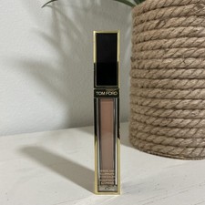 Tom Ford Shade And Illuminate Concealer - PIC...