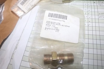 NOS MS21924-8 tube to boss straight adapter fitting 3/4 '' UNJF 4730-00-541-1756