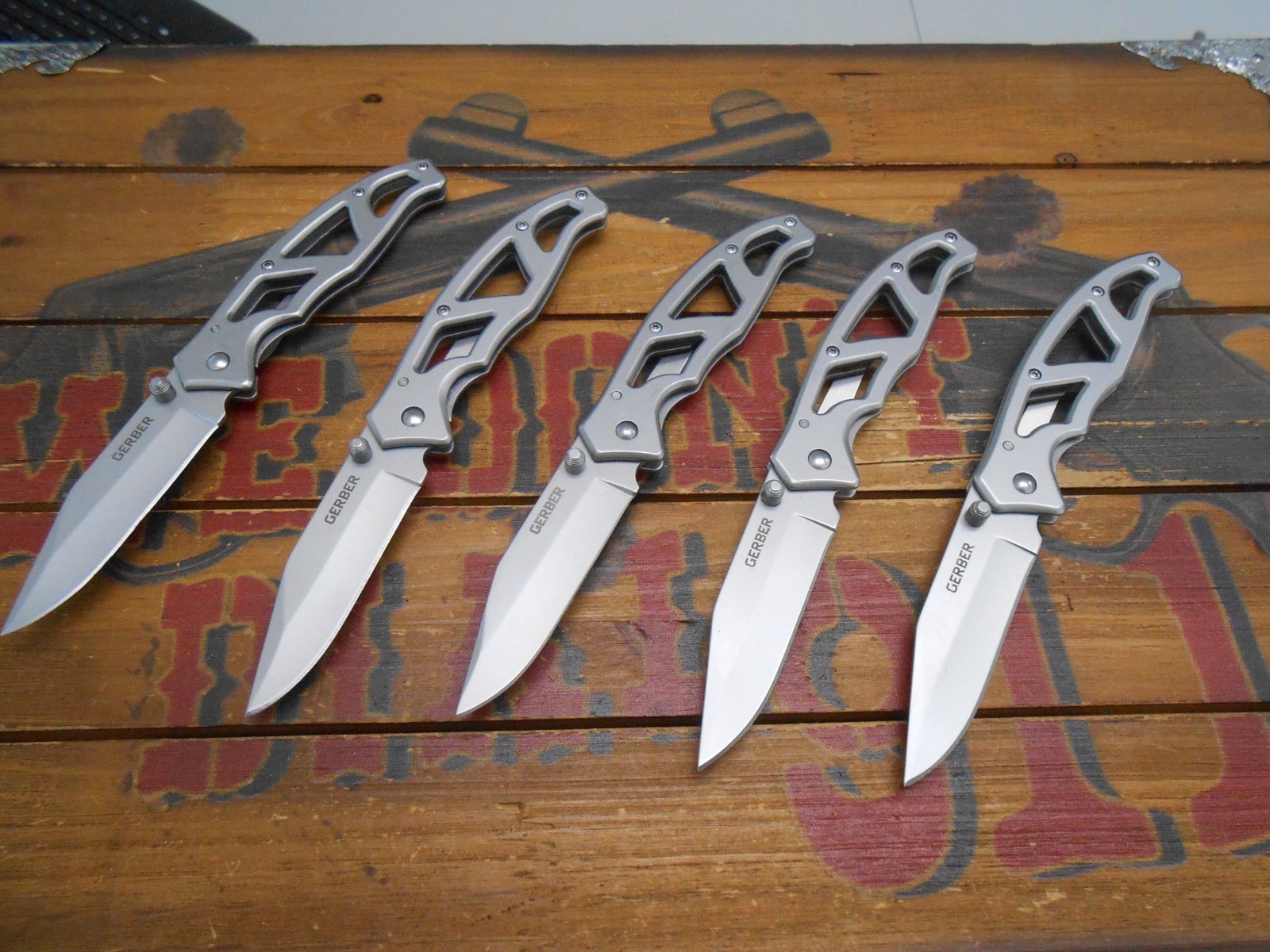 Gerber Paraframe I Pocket Knife Frame Lock Plain Edge Blade | eBay
