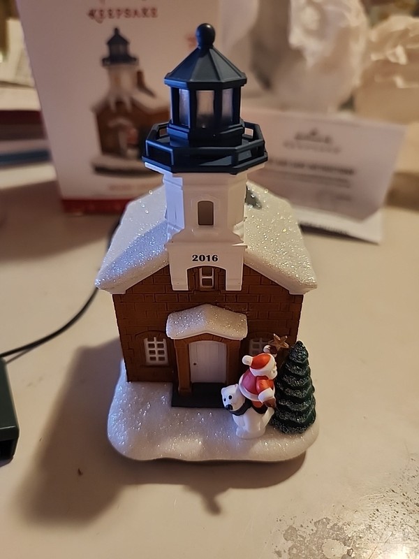 Hallmark Christmas Ornament 2016 HOLIDAY LIGHTHOUSE Tracy Larson New In Box