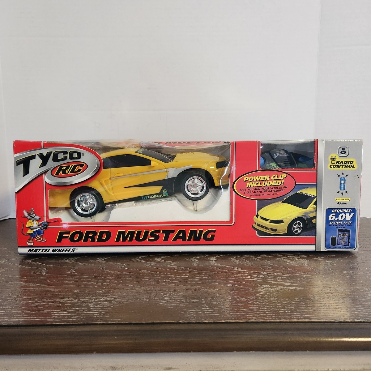 Vintage 2001 TYCO Yellow Ford Mustang SVT Cobra Radio Control Car