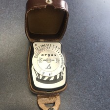Vintage ARGUS LIGHT Exposure Meter with Case