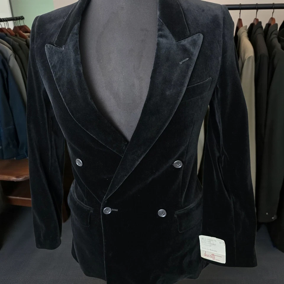 New Vtg Velvet Dinner Jacket 36r Slim Fit Double Breasted Peak Lapel Dual Vent - Image 4 of 4
