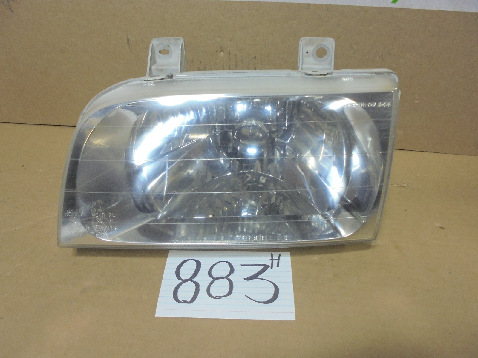 98 99 00 01 02 Kia Sportage DRIVER Side Headlight Used front Lamp #883-H