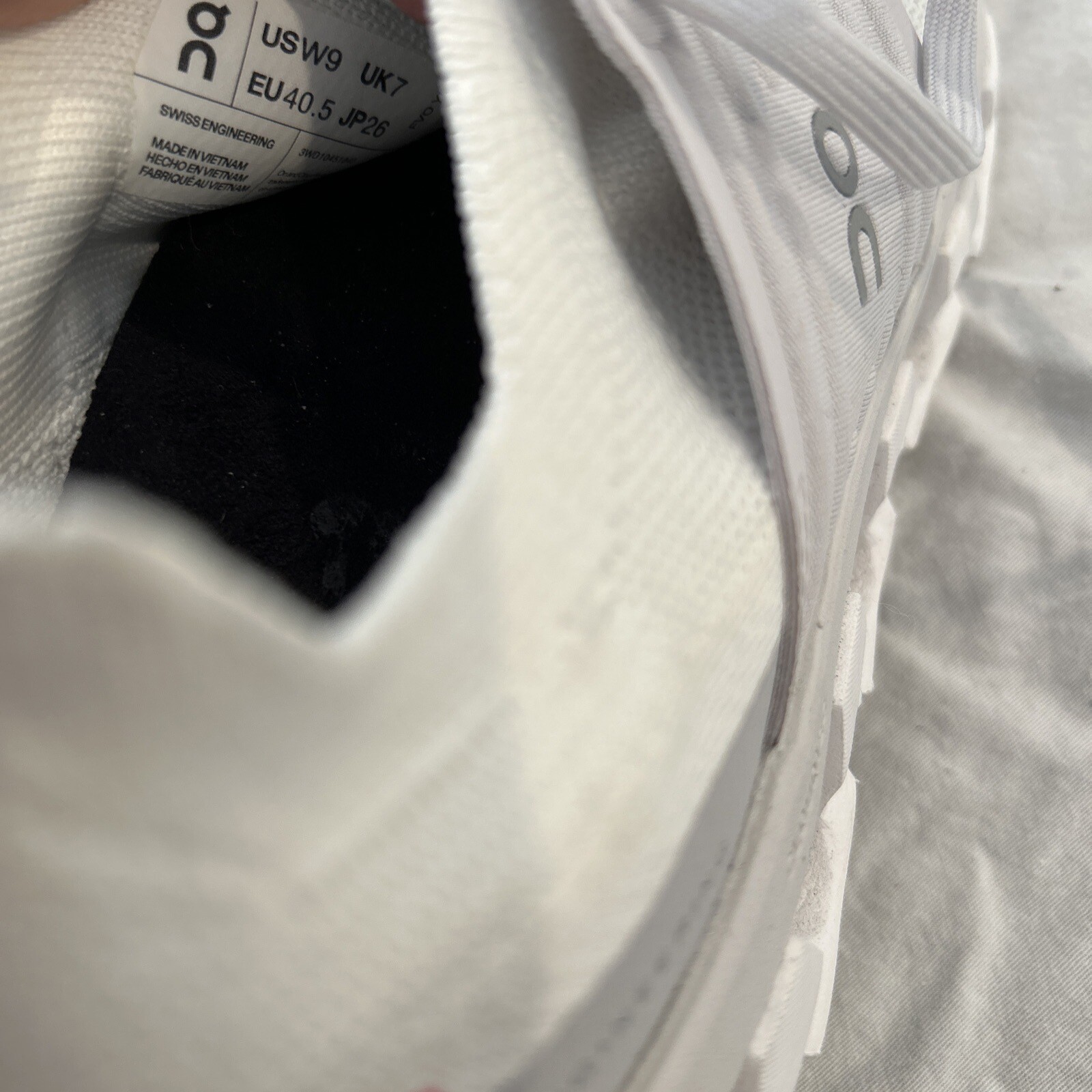 On Cloud Cloudswift Low Top Running Sneakers Wome… - image 13