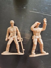 (2) Greenbrier International Tan Army Men with Binoculars Figures 4"