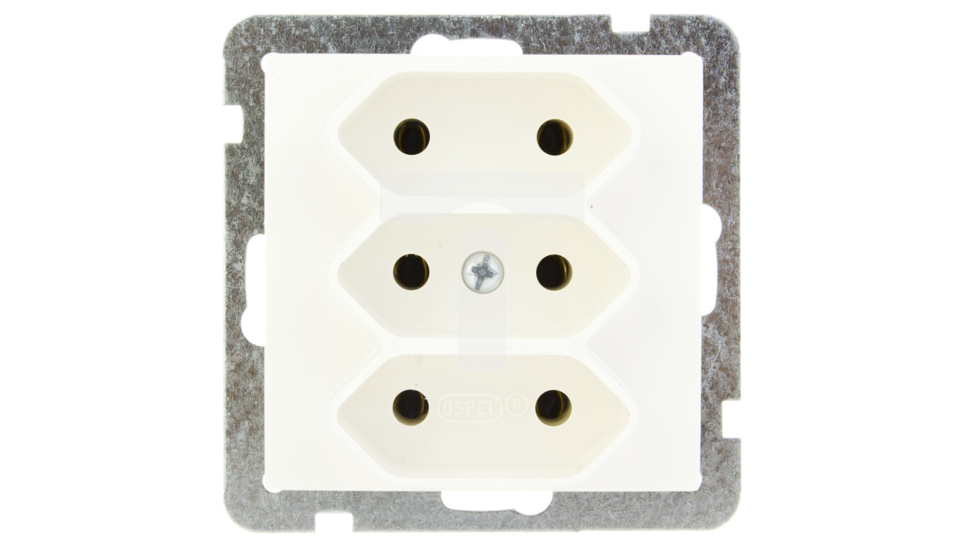 AS Triple socket b/u 2.5A EURO ecru GP-3G/m/27 /T2UK