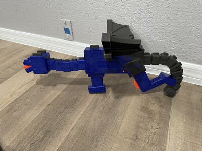 NERF Minecraft Ender Dragon Blaster Gun.