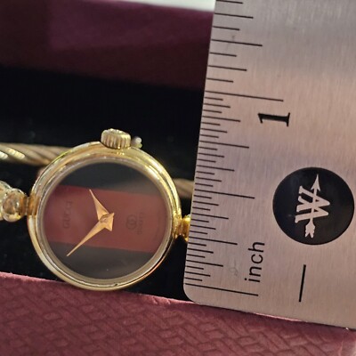 稼働品レディースGUCCI   2047−1L Pre-Owned Gucci 2047.1L Sherry Line Watch GP Ladies GUCCI