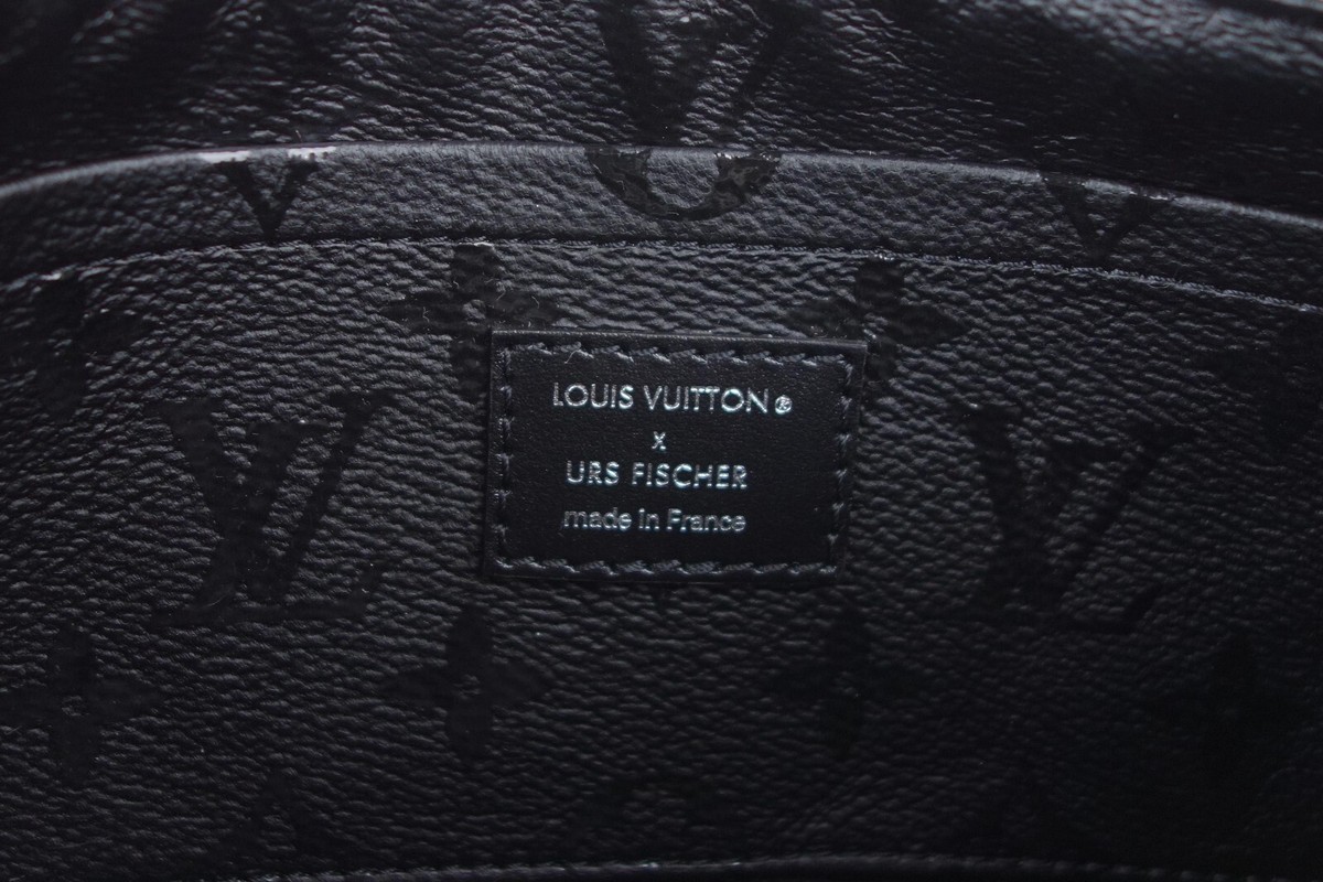 Louis Vuitton LVXUF Pochette Accessories Black White Urs Louis Vuitton LVXUF Pochette Accessories Black White Urs