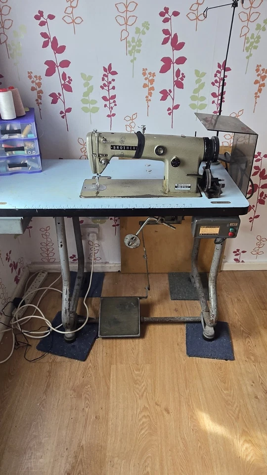 Brother Industrial Sewing Machine - Image 3 of 4