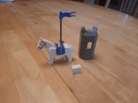 Lego Knights Kingdom King Leo (6026) 100% Complete w. No Box No Instructions