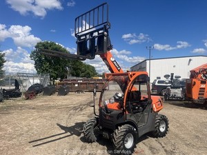 2023 Skytrak 3013 13' 2,700 lb Telescopic Reach Forklift Cab Telehandler bidadoo