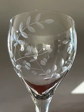 Etched Vine Handcrafted Romania Wine Glasses Elegant Danish Design Set of 4 NWT
