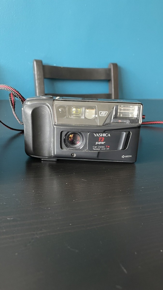 Yashica T3 Super 35mm Compact Camera with Zeiss T* Tessar