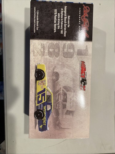 DALE EARNHARDT #15 WRANGLER 1979 VENTURA 1/24 ACTION DIECAST