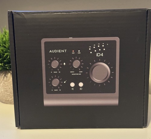 Audient iD4 MKII Audio Interface - Picture 2 of 13