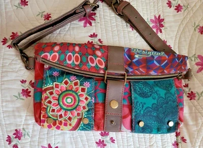 Sac A Main Bandoulliere Femme DESIGUAL - Photo 1/4