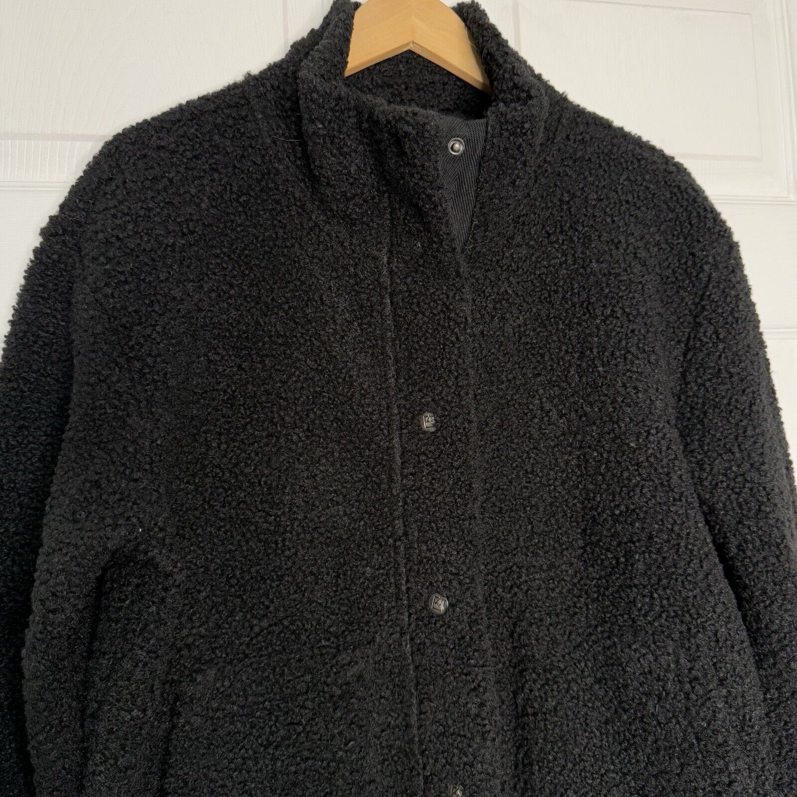 Picture 4 of 17