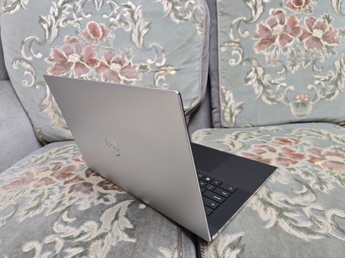 Dell XPS 15 9530 i9 13900H 64 GB 2 TB RTX 4070 FHD+ computer portatile ultrabook - Foto 9 di 11