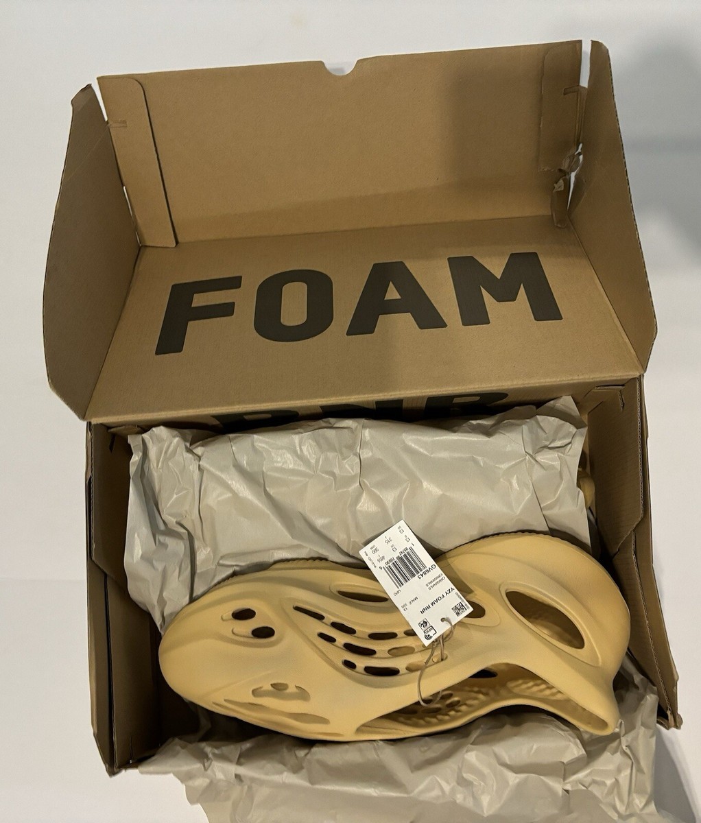 靴 adidas form runner Adidas Yeezy Foam Runner Sneakers | Flight Club