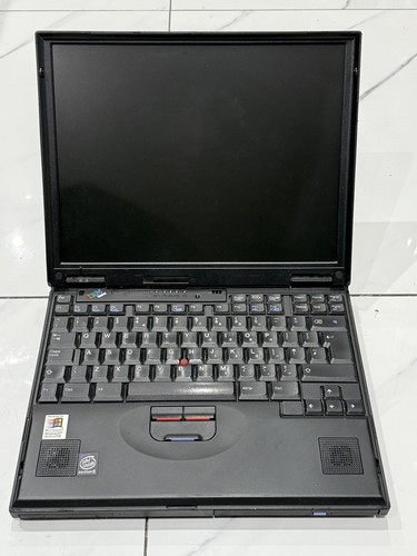 Retro Vintage IBM ThinkPad Type 2645 Pentium II Laptop Spares And Repairs
