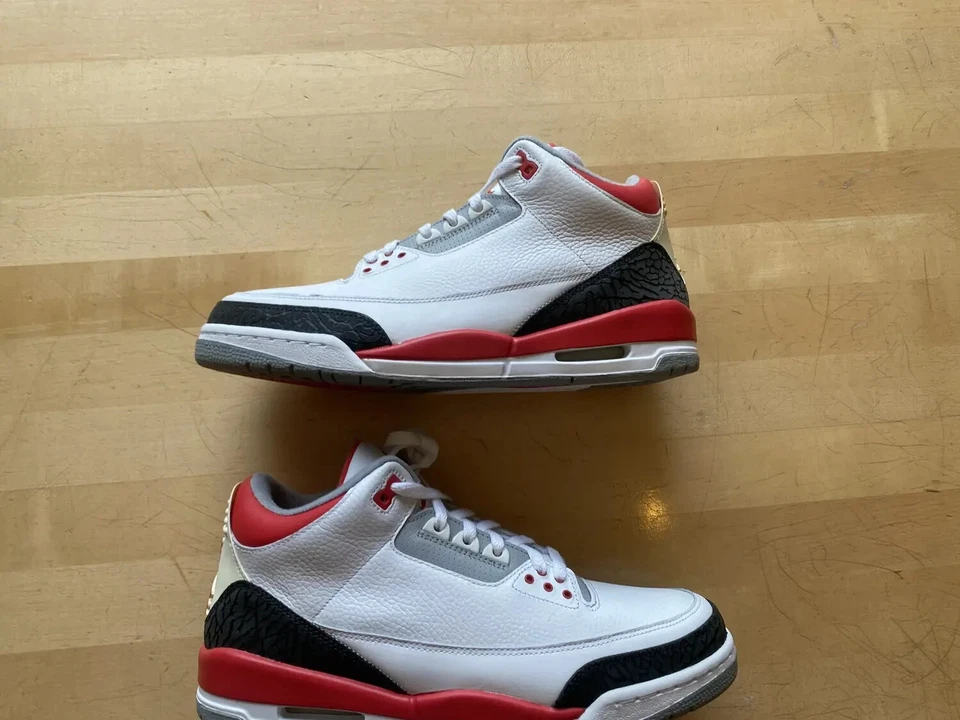 Air Jordan 3 Retro “Fire Red” 2007 – DS – Size 11.5 – OG Classic - Image 2 of 4