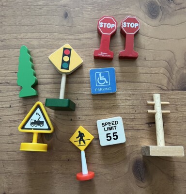 Thomas The Train Wood/Plastic Accessories: Signal Stop Signs Tree Telephone Pole