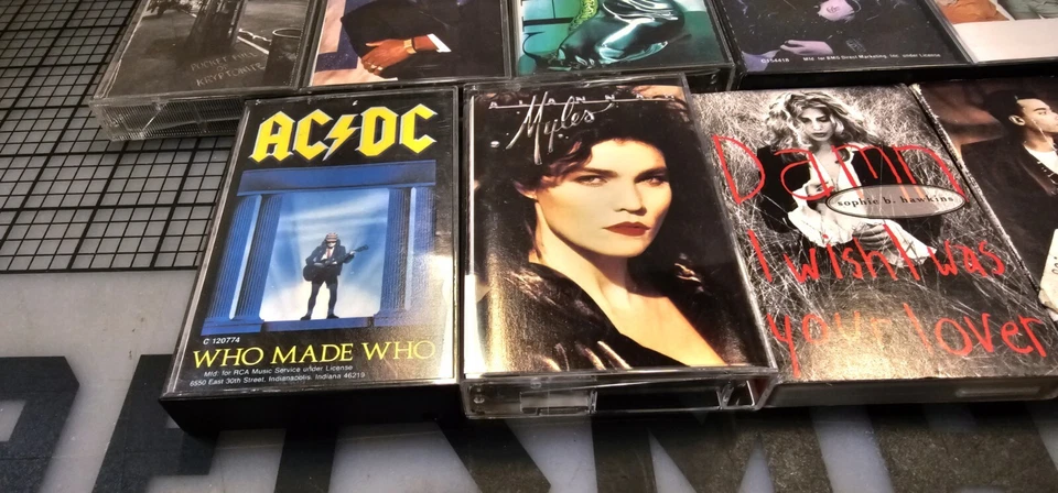 Lot Of 14 Rock Soul Pop Easy Listening Cassette AC/DC Rod Stewart Cher Hammer Ga Foto 2 de 4