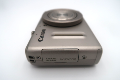 Canon PowerShot S100 Silver Digital Camera From Japan Tested - 1 Day Handling - Picture 5 of 18