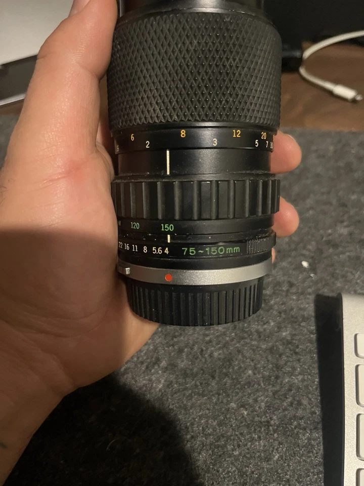 Olympus OM-System Zhukov Auto-zoom F4 75-150 Foto 3 de 4