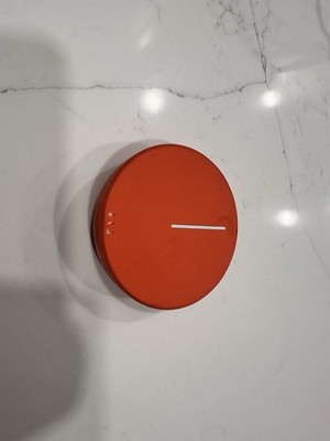 Skyroam Solis 4G LTE Mobile Hotspot with Power Bank and Charging Cable! Good Con