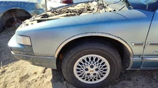1988-1991 Olds Cutlass Cierra Driver Left Front Fender Oem Blue 12398096