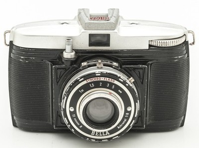 Bilora Bella Viewfinder Camera with Synchro-Flash Achromat 1:8 Optics