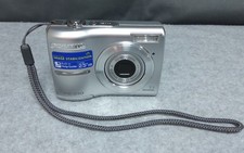 Olympus FE FE-210 7.1MP Digital Camera - Silver- W/ Memory Card