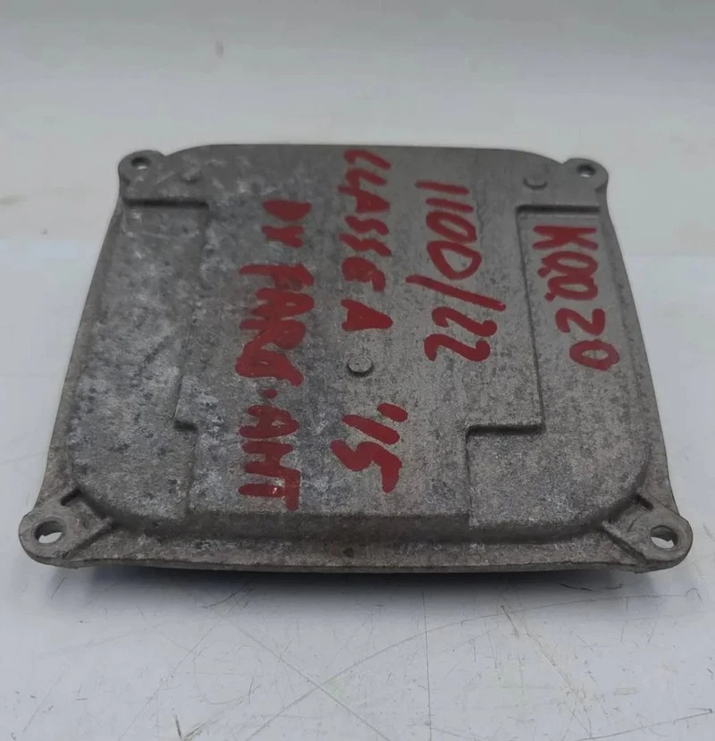 CENTRALINA XENON per MERCEDES BENZ CLASSE A (W176) (07 12 11 15 - Immagine 4 di 4