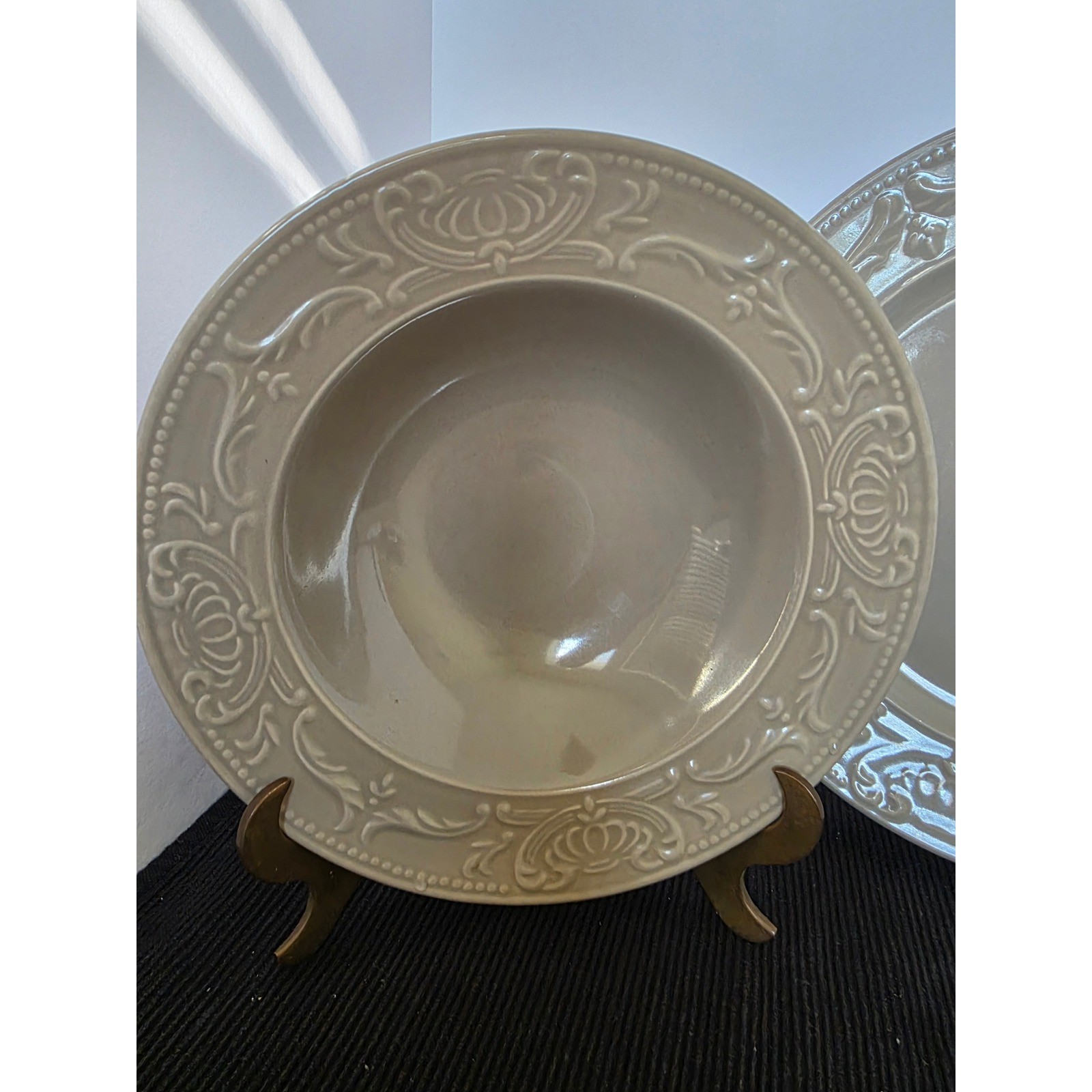 Thomson Pottery Dinner Plate and Soup Bowl Set Embossed Floral Design Taupe