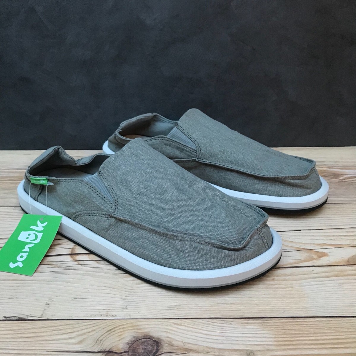 New* Sanuk Vagabonded Light Grey slip on shoes Men display picture 1