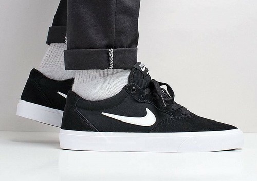 Nike sb Chron Solarsoft (GS) juventud tamaño UK 4// UK 6 (CQ0384 001) Negro/ Blanco | eBay