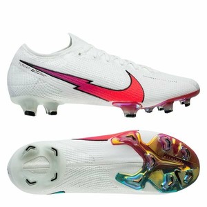 nike flash crimson soccer cleats